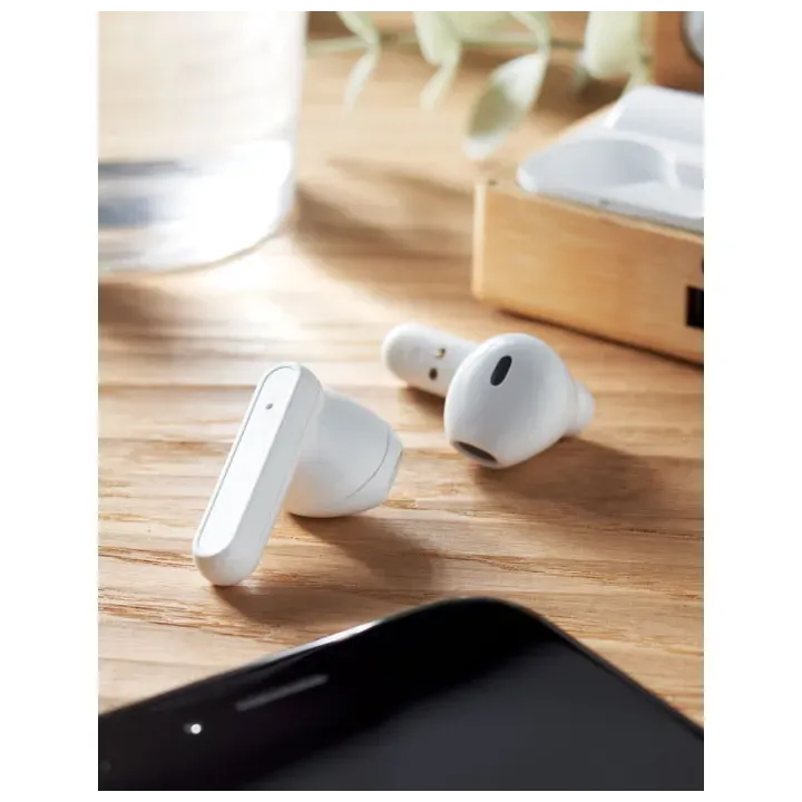 TWS earbuds in bamboo case - MO2303 (MOCN#40)
